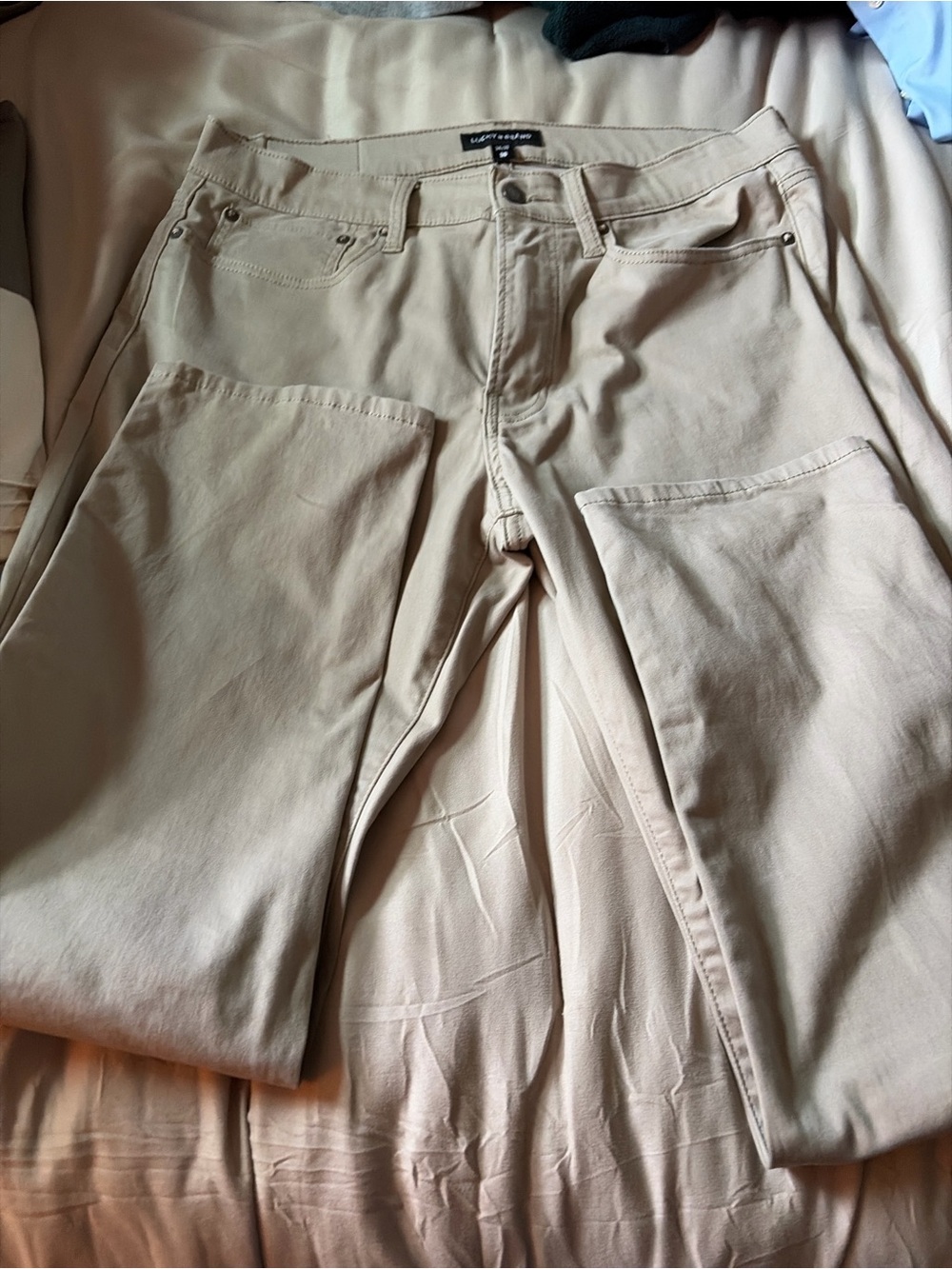 Lucky Brand Men’s Khaki Chinos in Light Tan